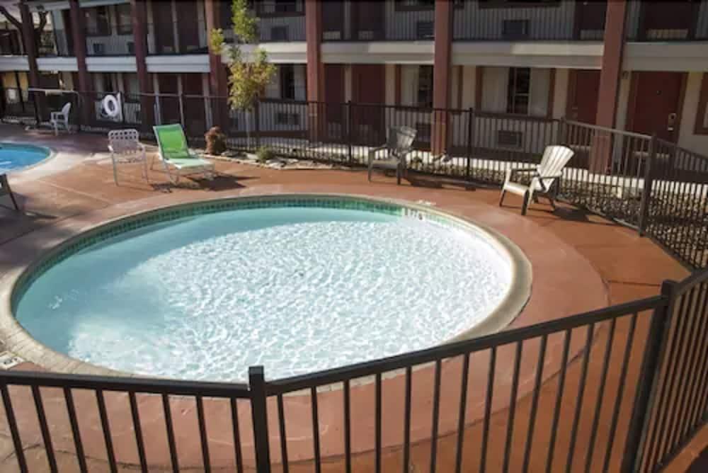 Super 8 By Wyndham Kerrville Tx Exterior foto