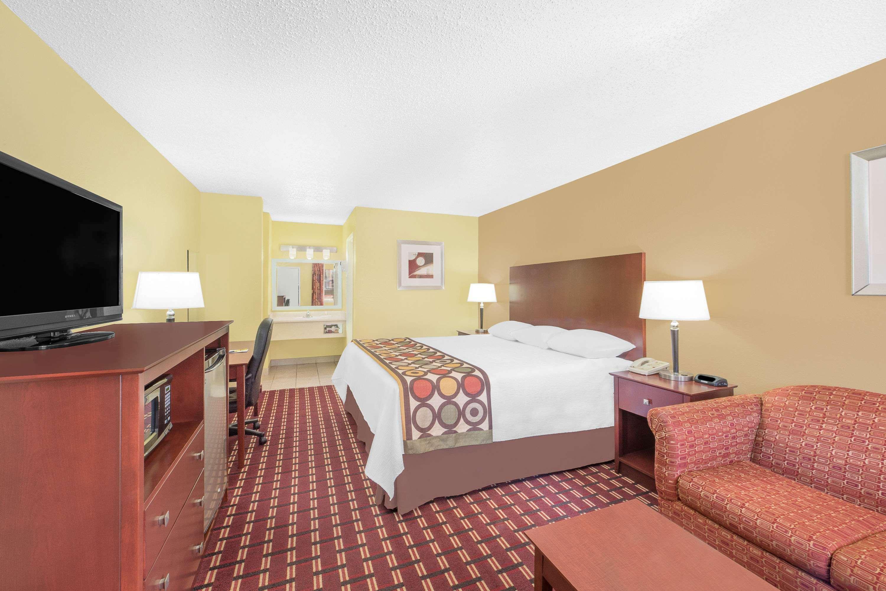 Super 8 By Wyndham Kerrville Tx Exterior foto